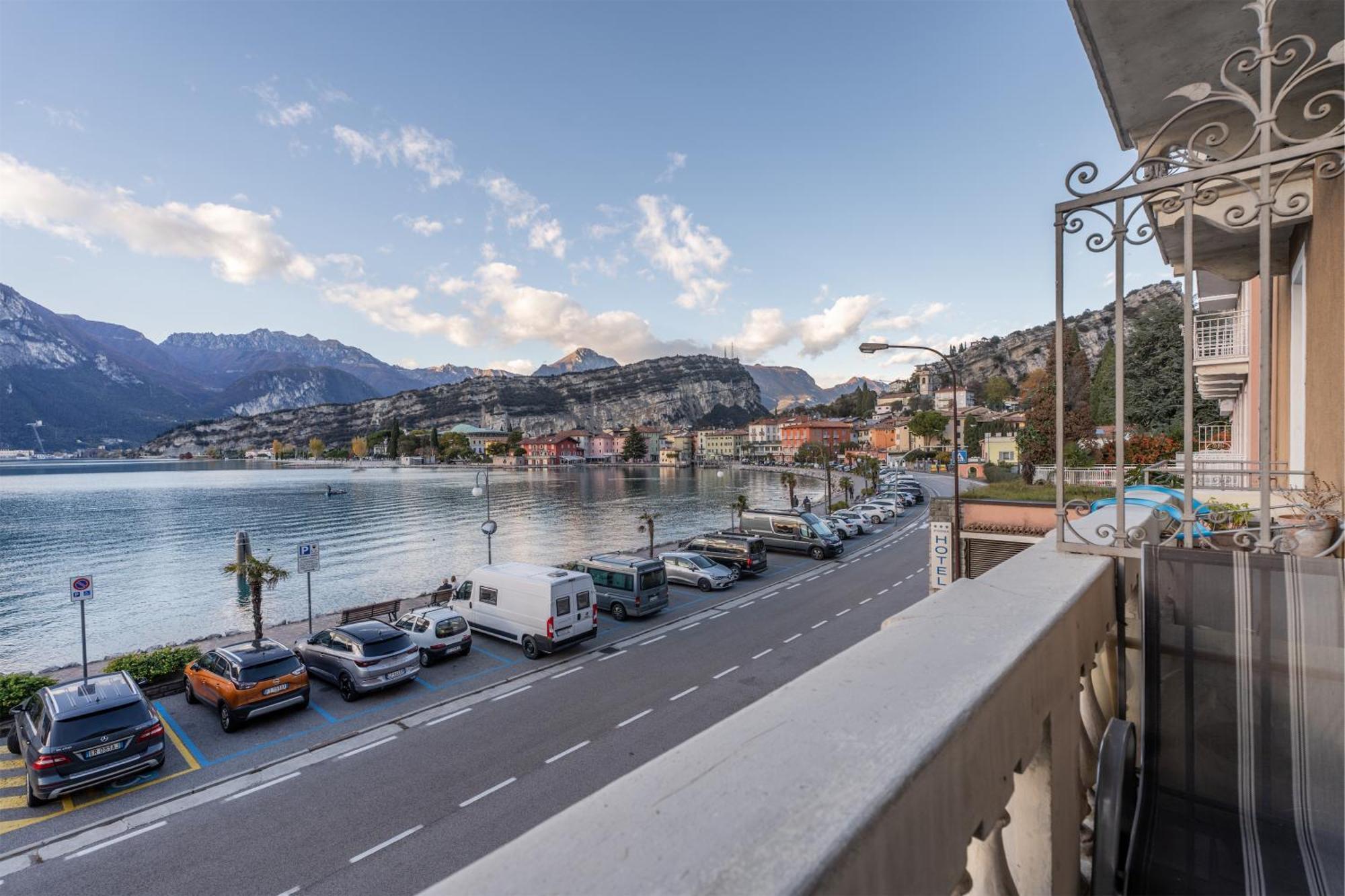 Lake Sensation - Garda Lake View Torbole Sul Garda Exterior photo
